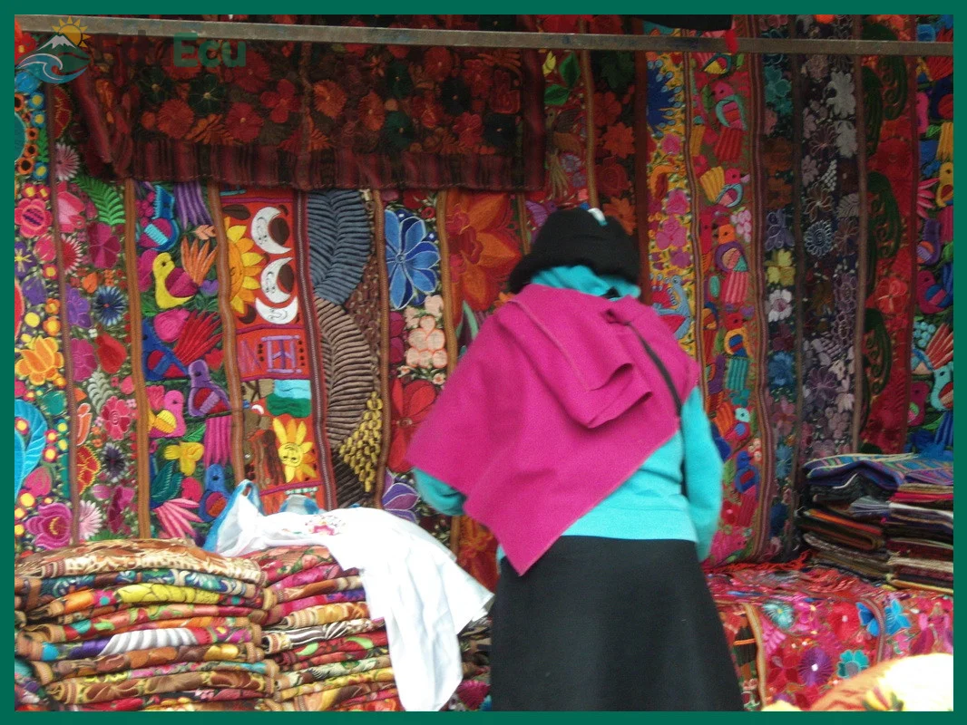 Cómo regatear en mercados artesanales de Ecuador