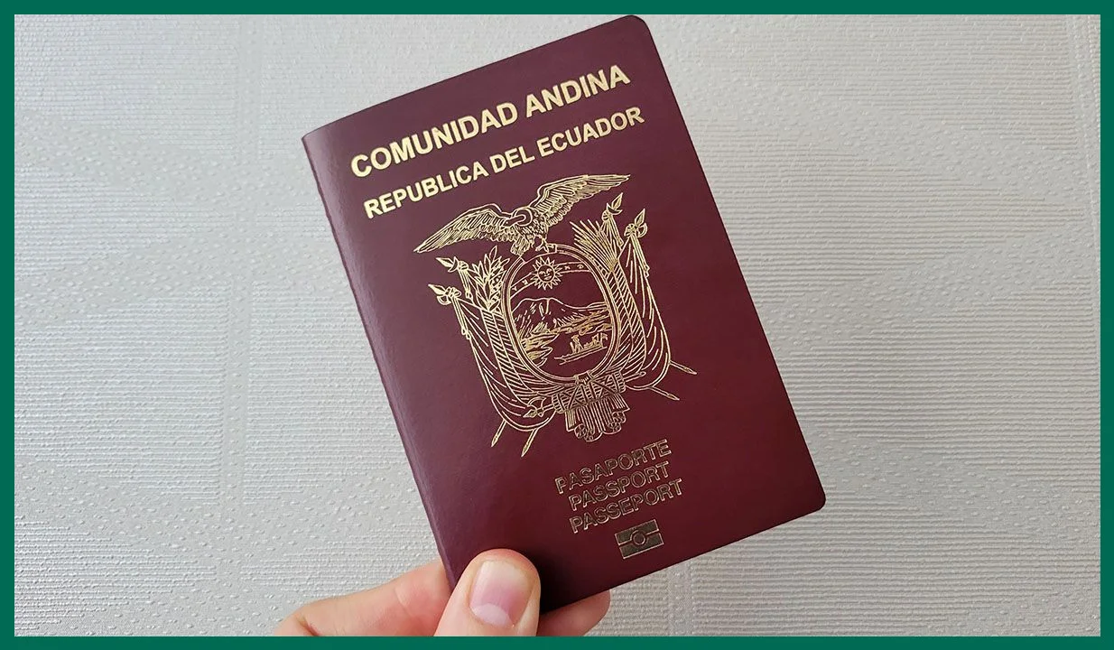 Pasaporte válido y vigente por al menos 6 meses