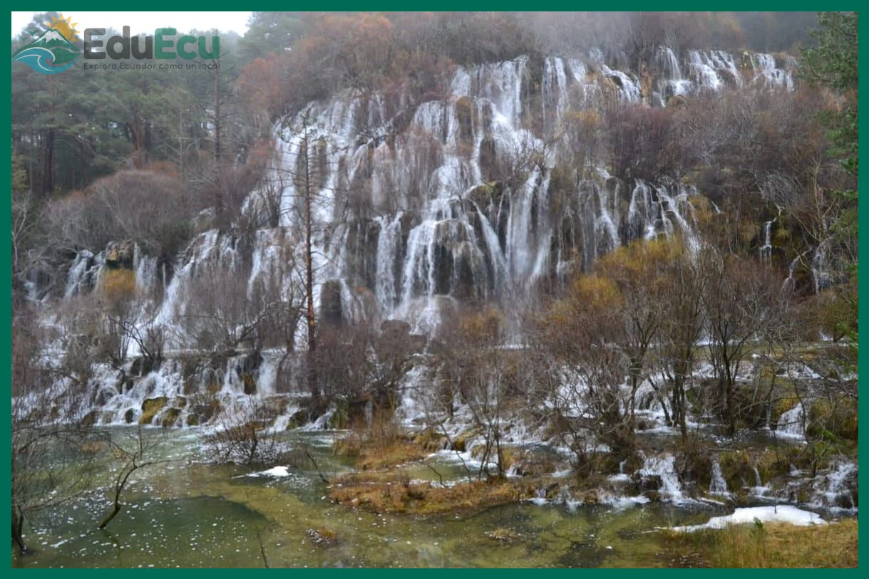 ¿Qué pueblos de la Sierra se visitan en la Ruta Rural de Molleturo?
