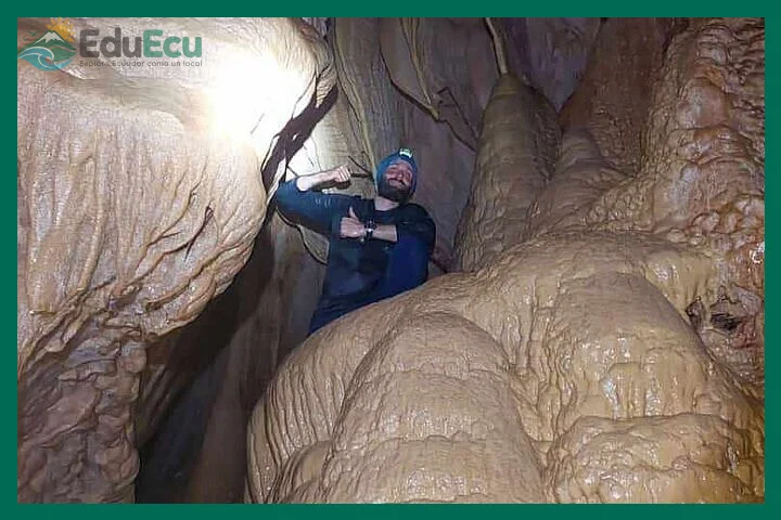 Tour de espeleología en las Cuevas de Jumandy, Napo